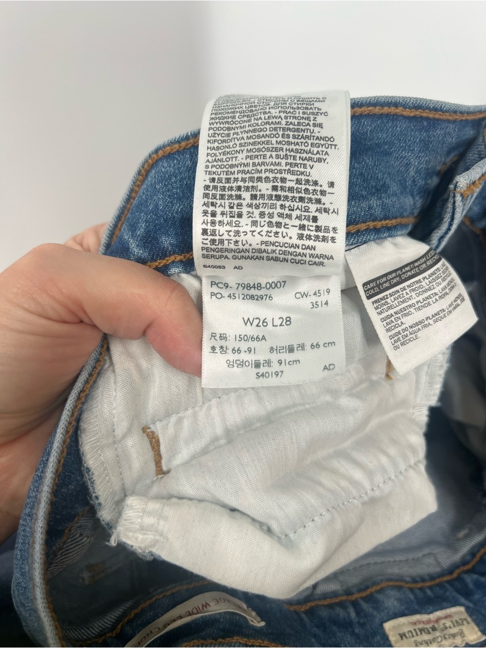 Levi’s Ribcage Wide Leg Crop Jeans High Rise - Picture 8 of 8